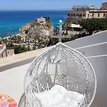 Island -sea View & Suites- Couette-café Tropea