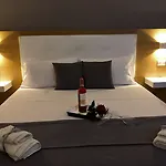 Bed & Breakfast Island -sea View & Suites- 4*