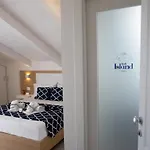Island -sea View & Suites- Bed & Breakfast 4*