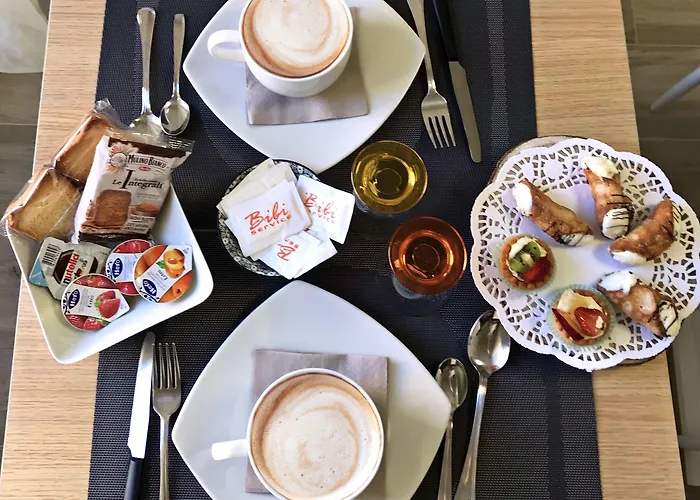 Island -sea View & Suites- トロペーア