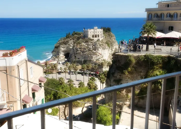 Island -sea View & Suites-