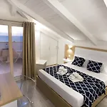 Island -sea View & Suites- Tropea