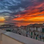Island -sea View & Suites- Tropea