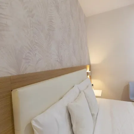 Island -sea View & Suites- 住宿加早餐酒店 4*