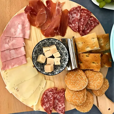 فندق مبيت وإفطار Island -sea View & Suites-