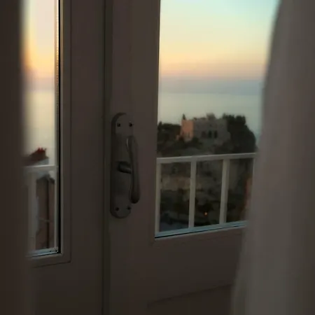 Island Vista Mare Tropea