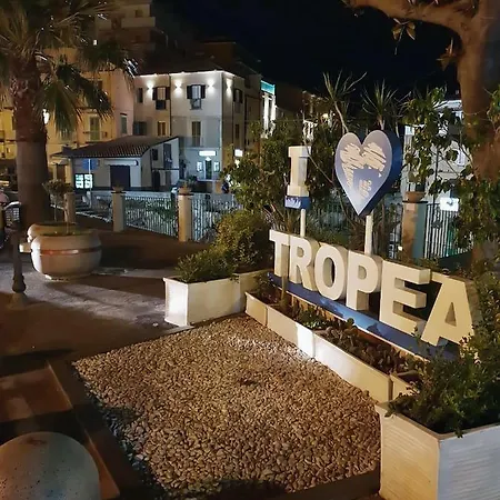 Island Vista Mare Bed & Breakfast Tropea