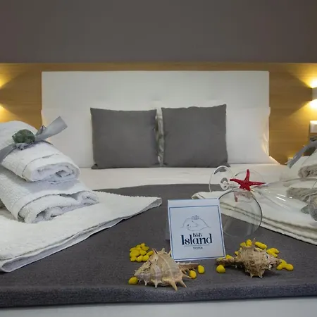 Island -sea View & Suites- فندق مبيت وإفطار تروبيا