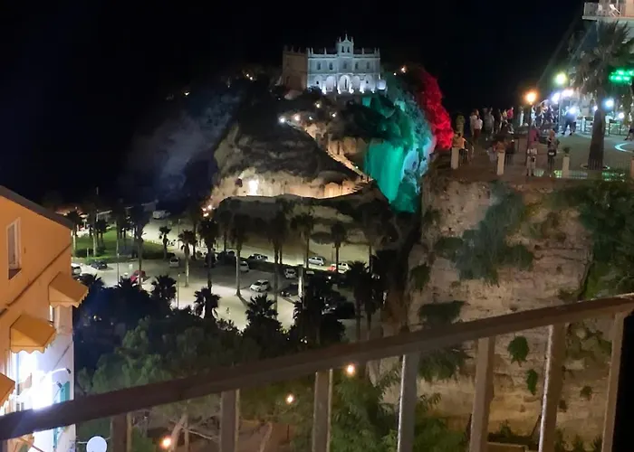 住宿加早餐酒店 Island -sea View & Suites-