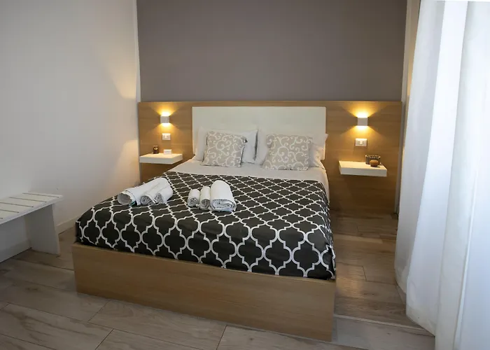 住宿加早餐酒店 Island -sea View & Suites- 特罗佩阿