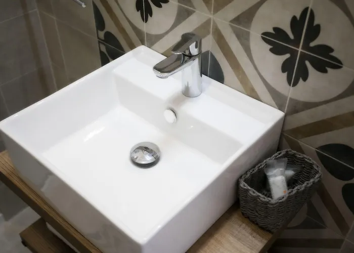 Island -sea View & Suites- Alojamento de Acomodação e Pequeno-almoço Tropea