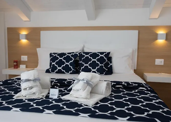 住宿加早餐酒店 Island -sea View & Suites- 特罗佩阿